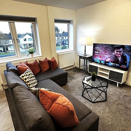 Walnut Flats-F4, 2-Bedroom With Ensuite - Parking, Netflix, Wifi - Close To Oxford, Bicester & Blenheim Palace Кідлінґтон Екстер'єр фото