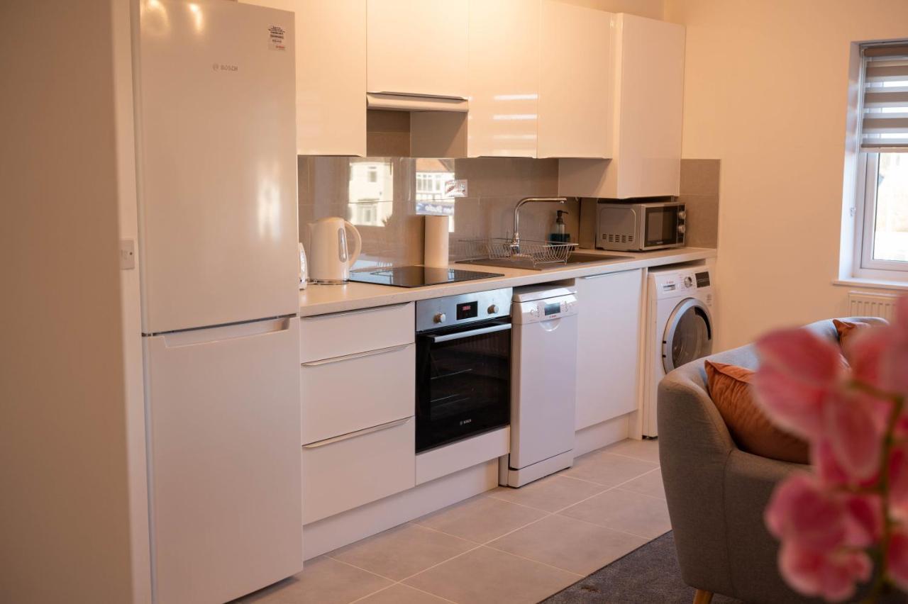 Walnut Flats-F4, 2-Bedroom With Ensuite - Parking, Netflix, Wifi - Close To Oxford, Bicester & Blenheim Palace Кідлінґтон Екстер'єр фото