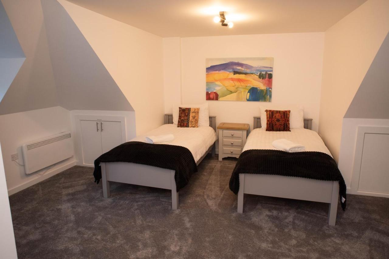 Walnut Flats-F4, 2-Bedroom With Ensuite - Parking, Netflix, Wifi - Close To Oxford, Bicester & Blenheim Palace Кідлінґтон Екстер'єр фото