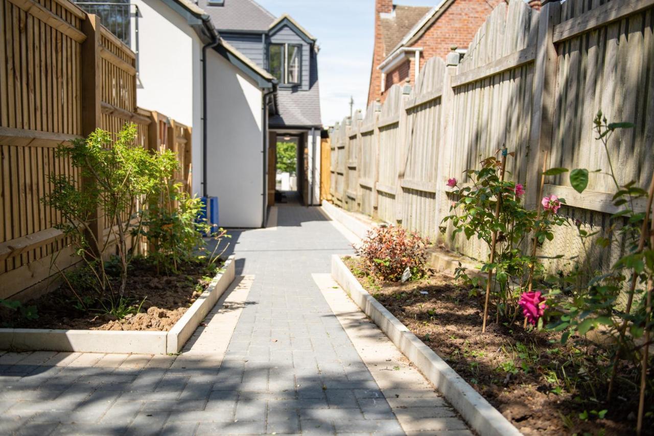 Walnut Flats-F4, 2-Bedroom With Ensuite - Parking, Netflix, Wifi - Close To Oxford, Bicester & Blenheim Palace Кідлінґтон Екстер'єр фото